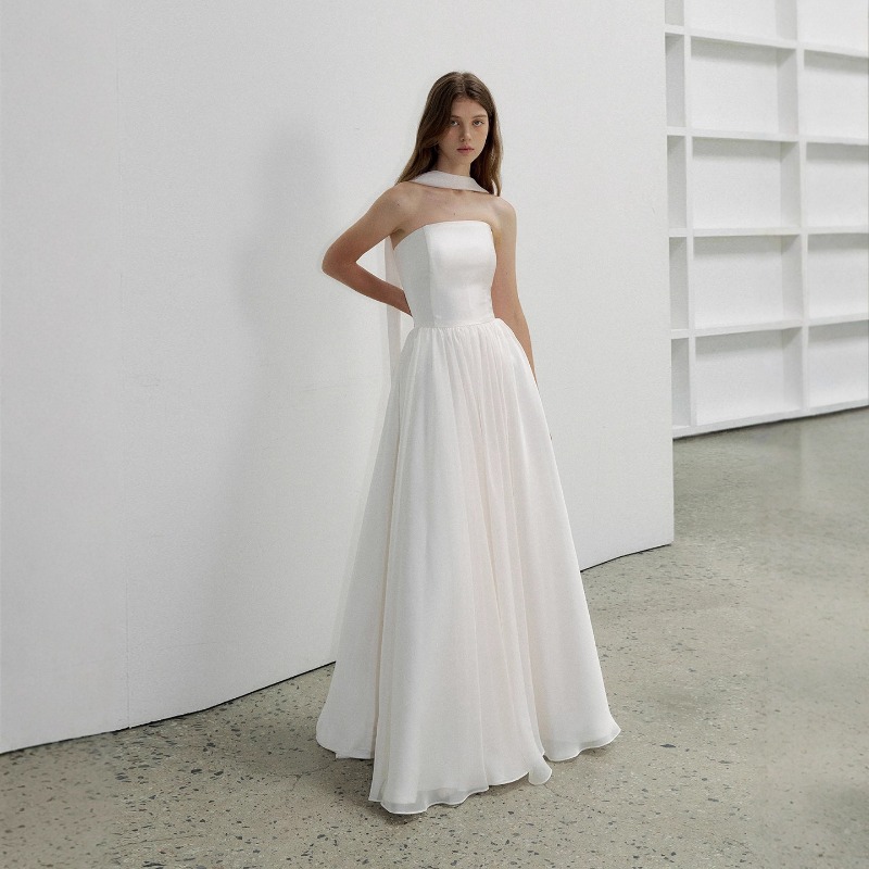 Minimally Designed Strapless W - Photography Natural Lighting Basics avis et prix
