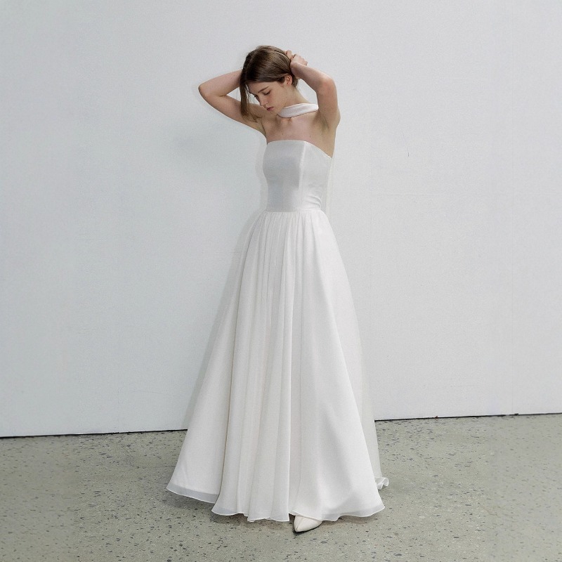 Minimally Designed Strapless W - Photography Natural Lighting Basics avis et prix